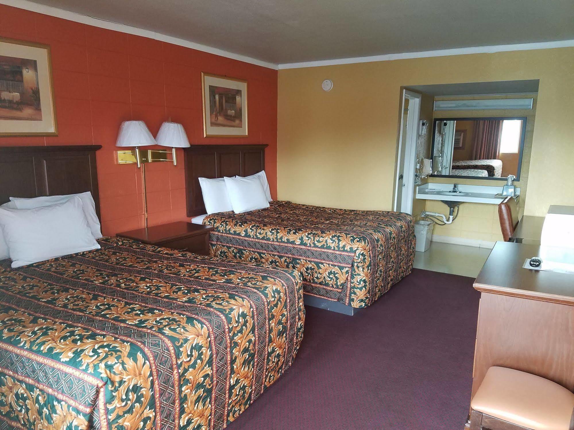 Guest House Motel Carthage Bagian luar foto
