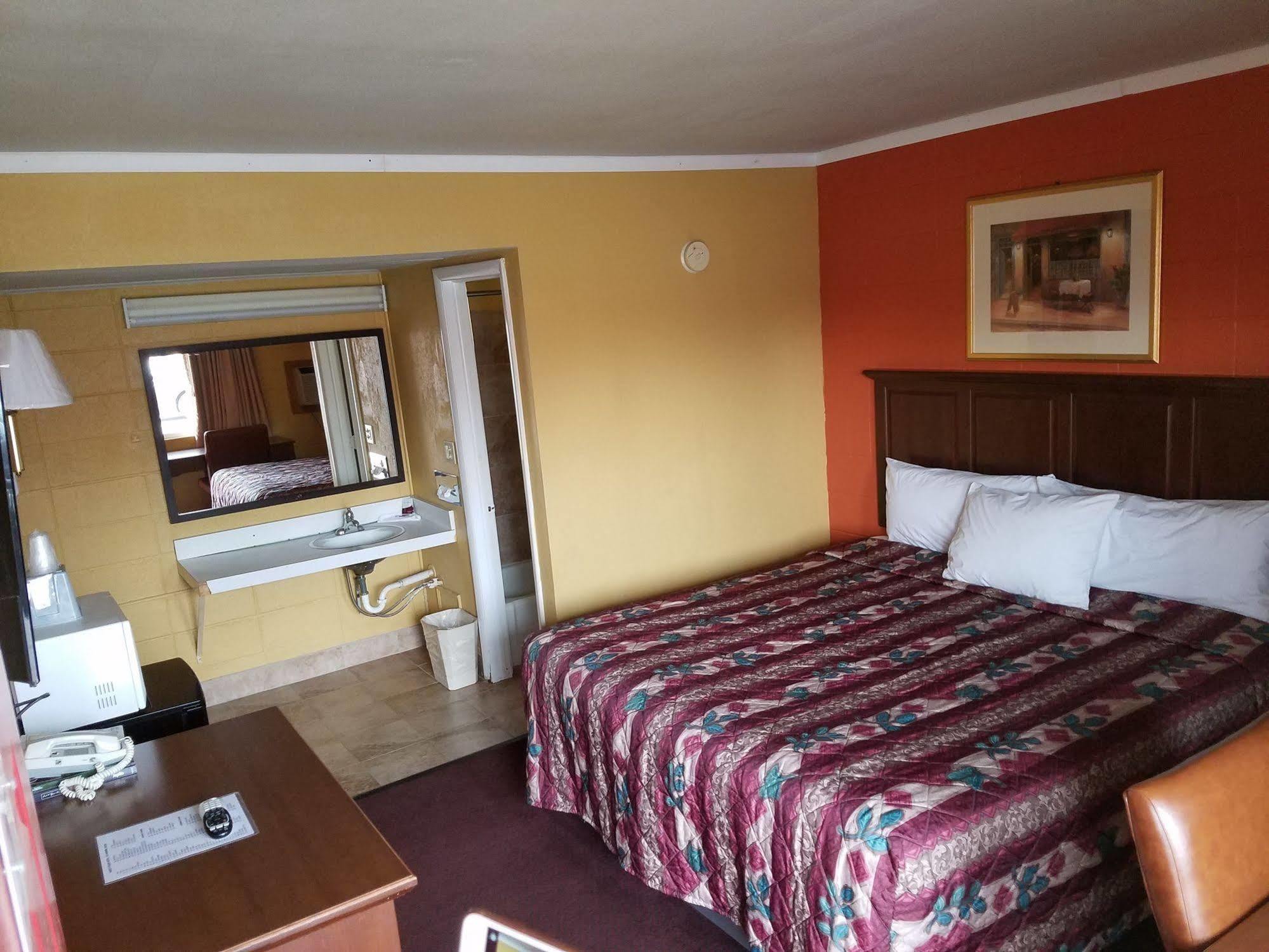 Guest House Motel Carthage Bagian luar foto